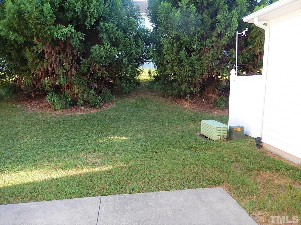 10651 Edmundson Avenue - Photo 27