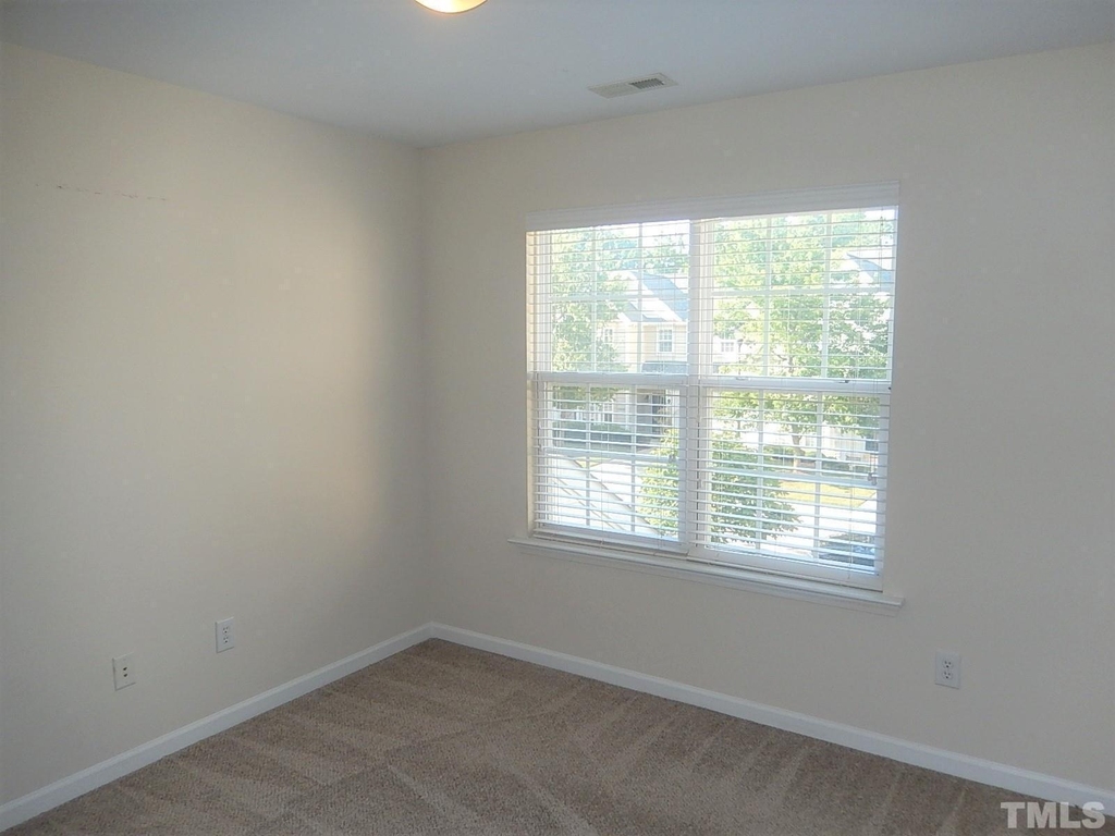 10651 Edmundson Avenue - Photo 21