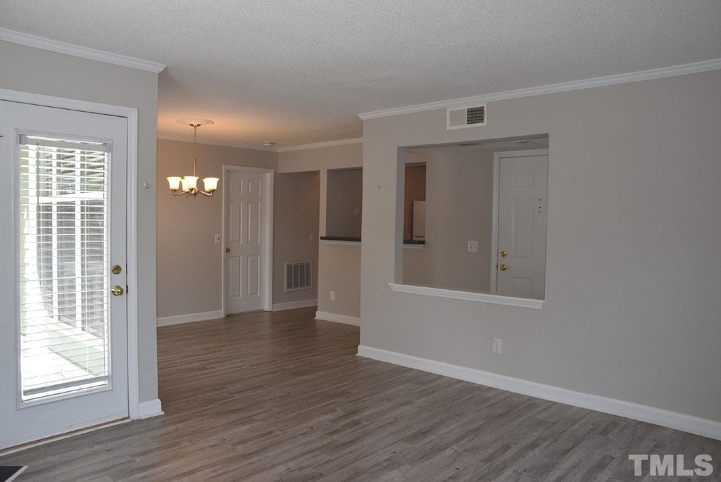 1031 Nicholwood Drive - Photo 6