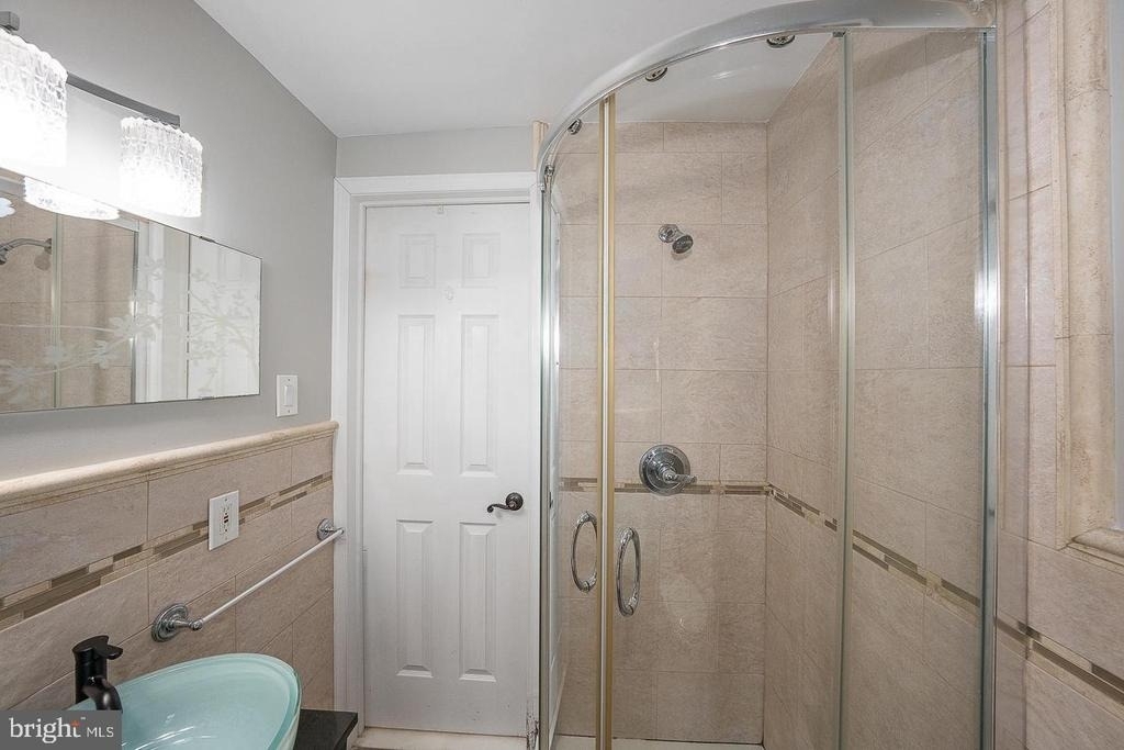 625 Chelten Hills Drive - Photo 37