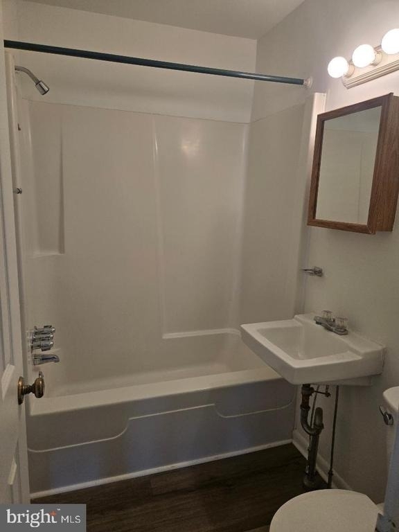 515 N York Road - Photo 11