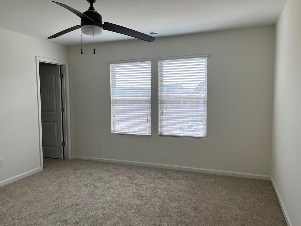 4476 Middletown Drive - Photo 8