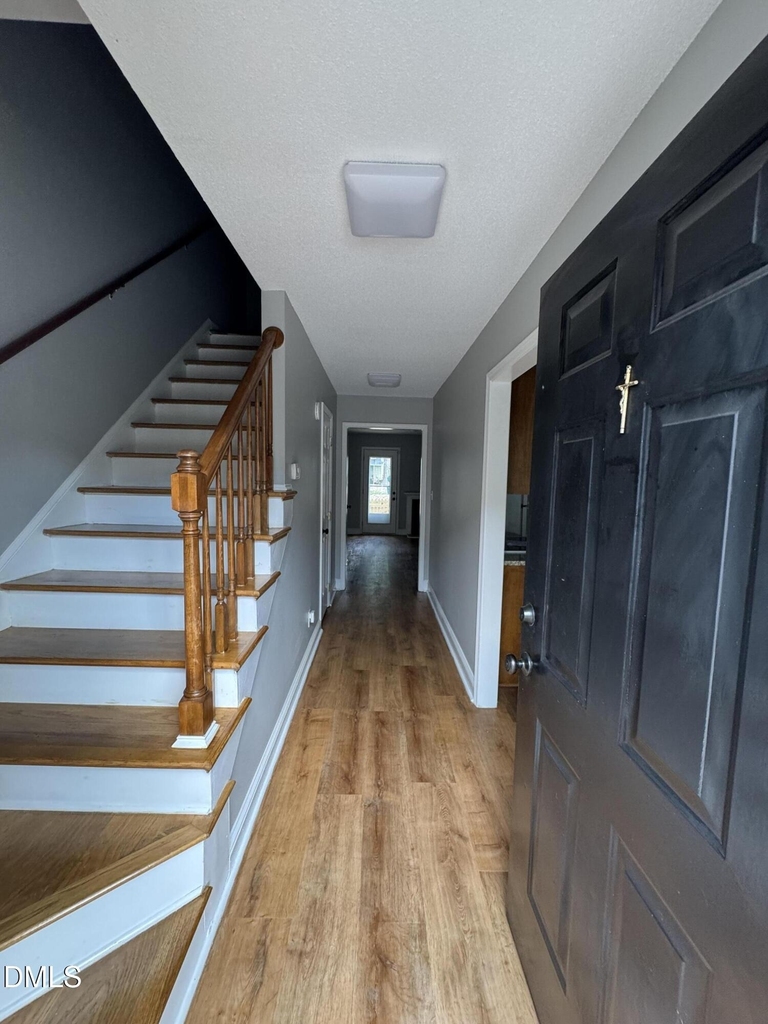 5612 Darrow Drive - Photo 2