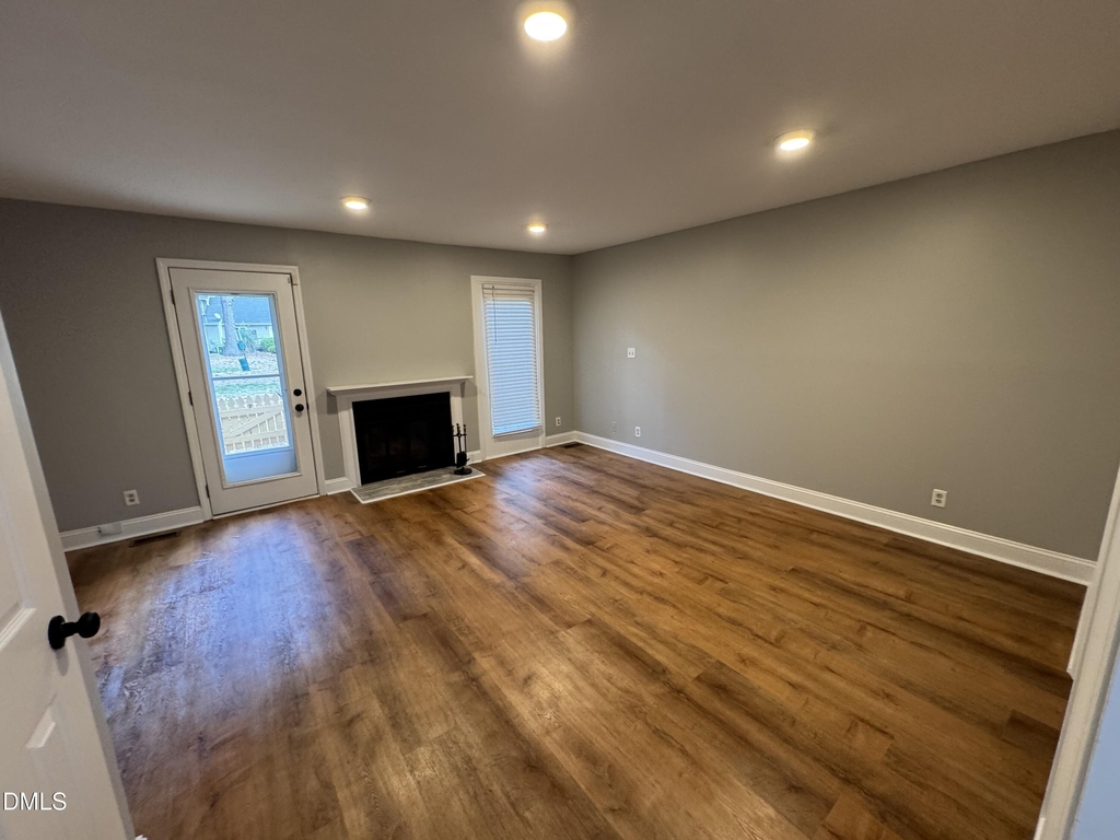 5612 Darrow Drive - Photo 6