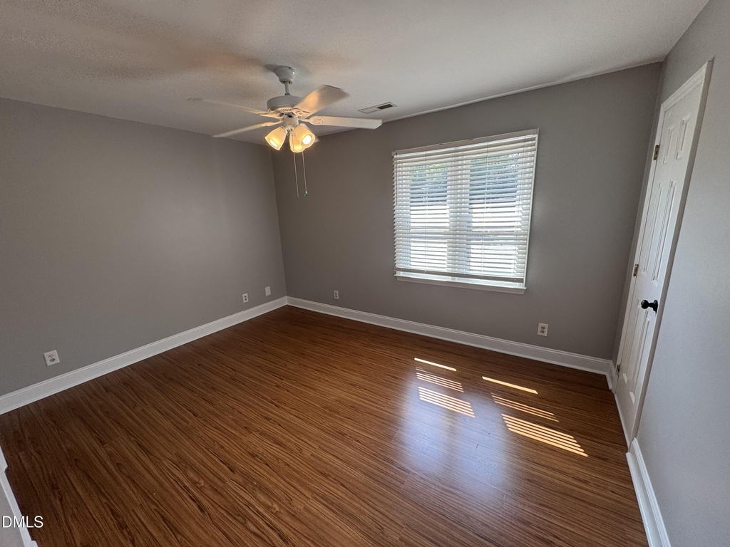 5612 Darrow Drive - Photo 15