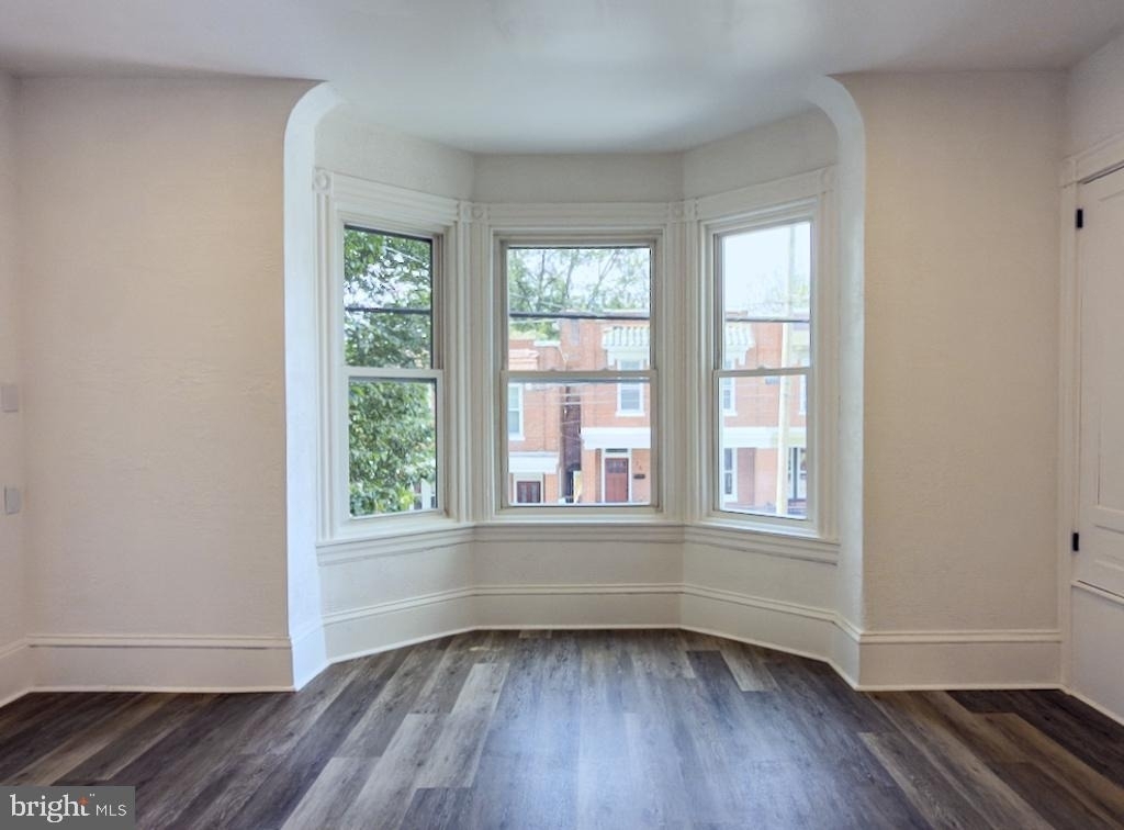 15 S Ann Street - Photo 8