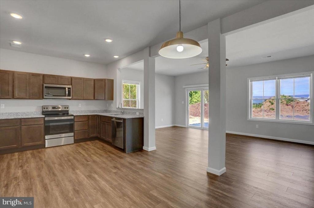 1817 Holly Lane - Photo 5