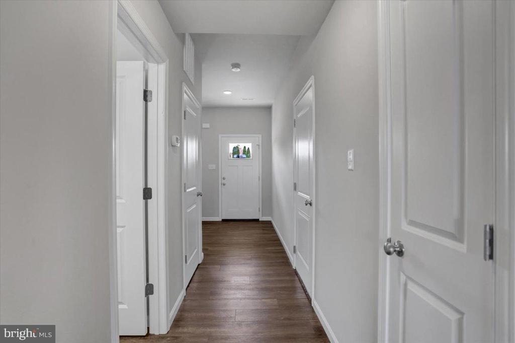 1817 Holly Lane - Photo 3