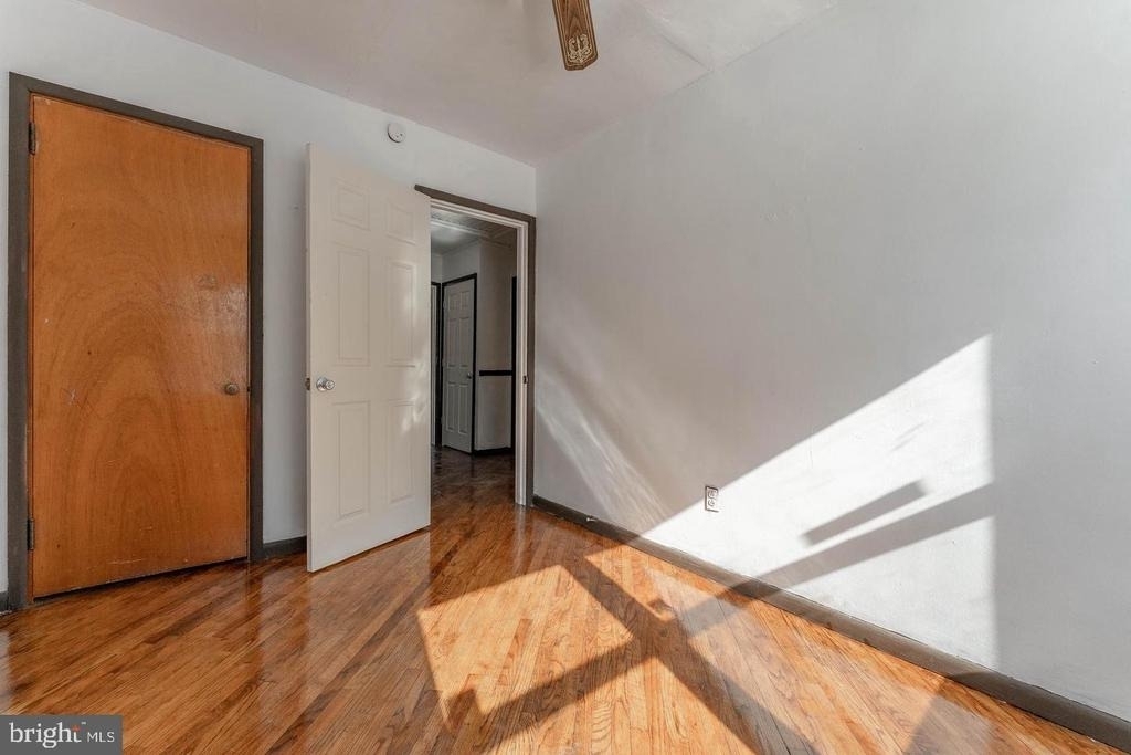 390 Mary Street - Photo 44