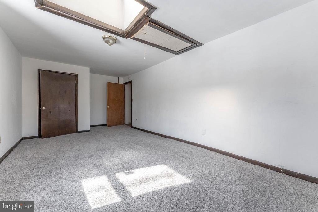 390 Mary Street - Photo 51