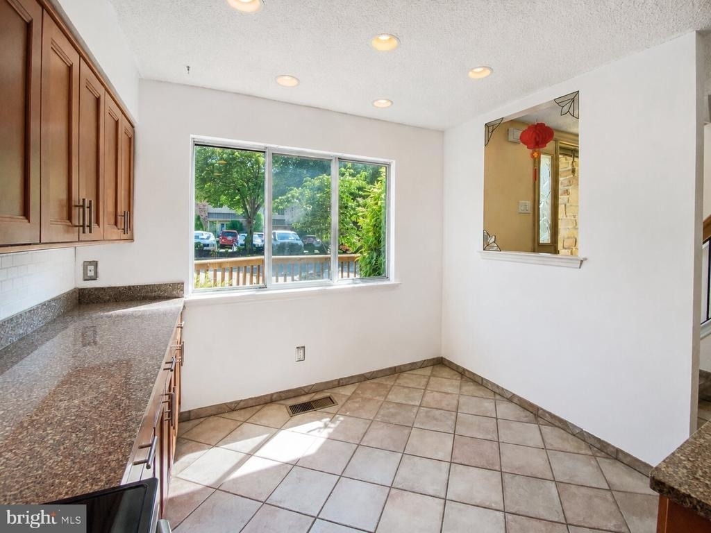 326 Brigade Court - Photo 7