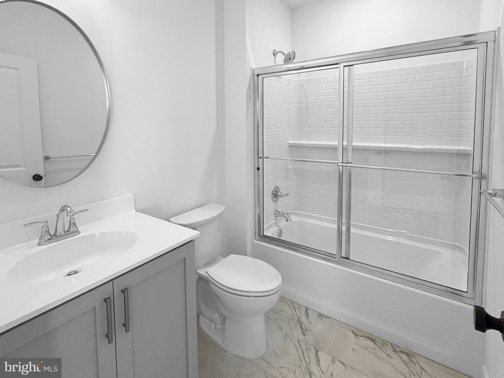 365 Butler Avenue W - Photo 12