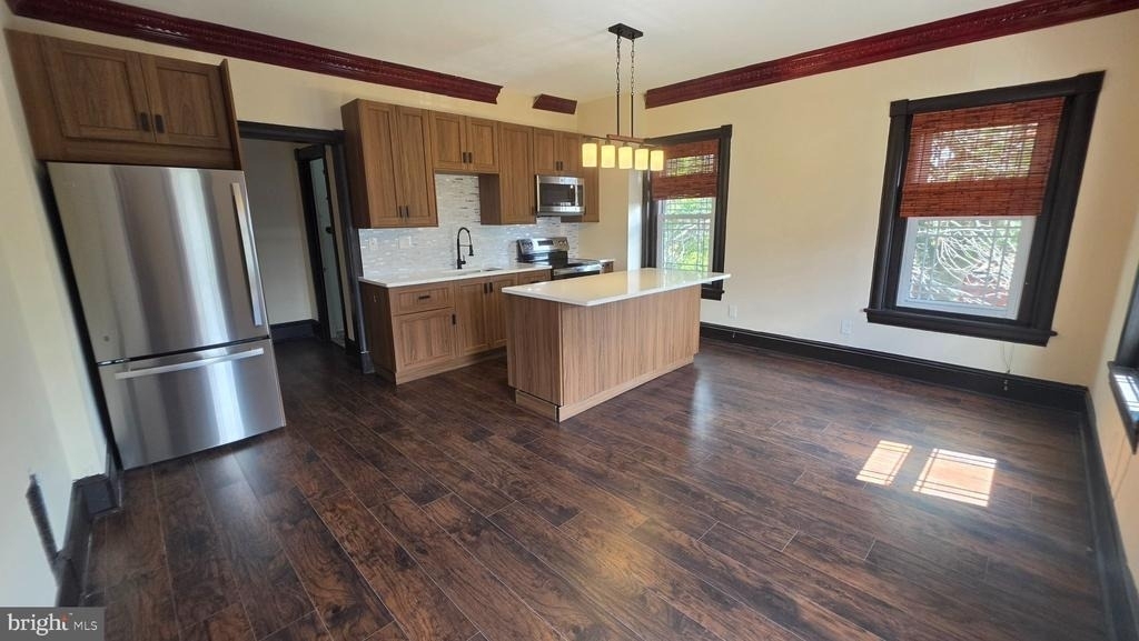 178 Brunswick Avenue - Photo 15