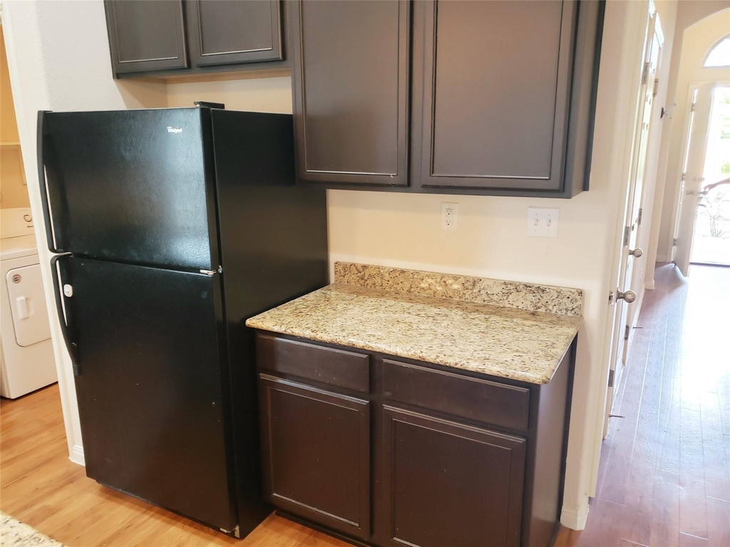 13009 Ring Dr - Photo 5