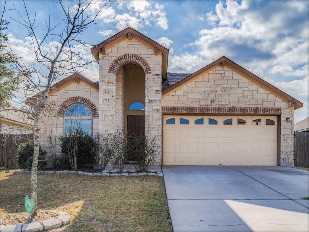 13009 Ring Dr - Photo 0