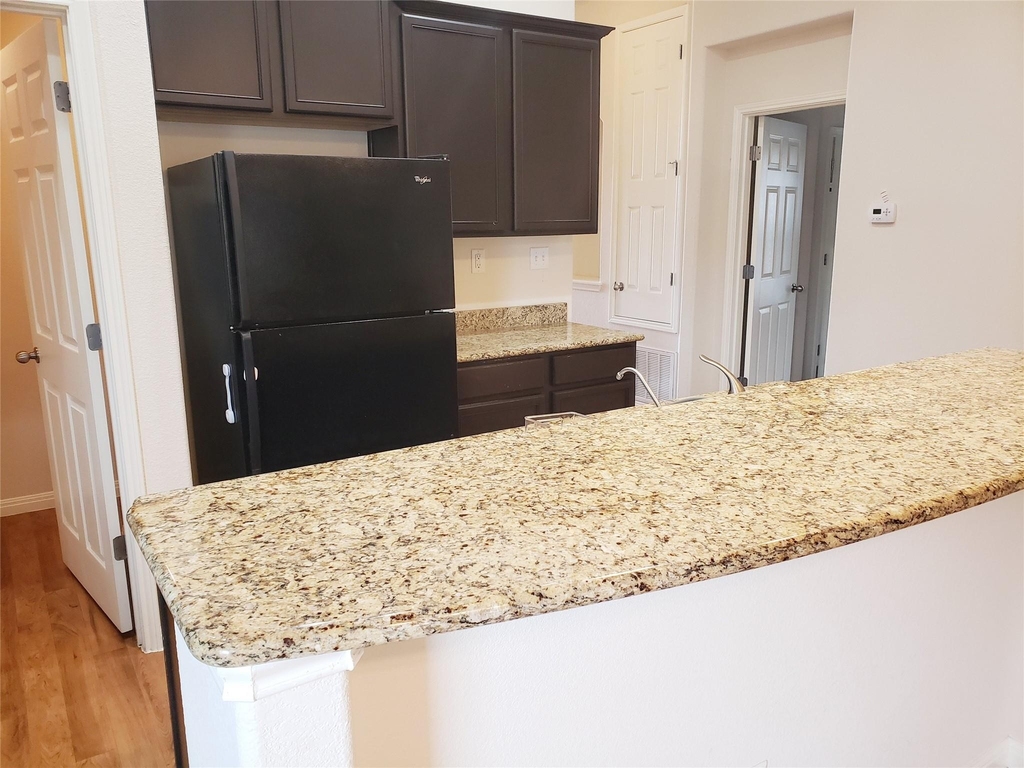 13009 Ring Dr - Photo 4