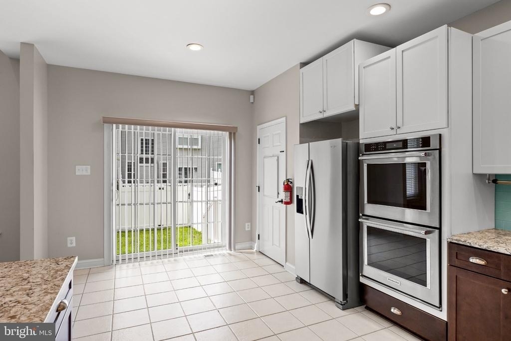 9 Ross Way - Photo 14