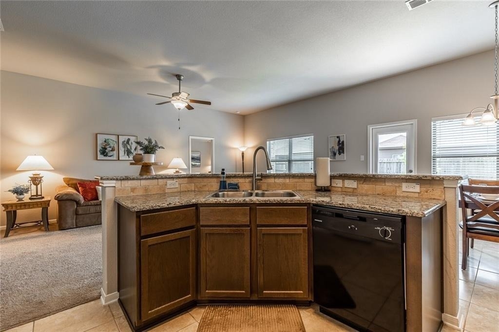8125 Bridgepointe Dr - Photo 9