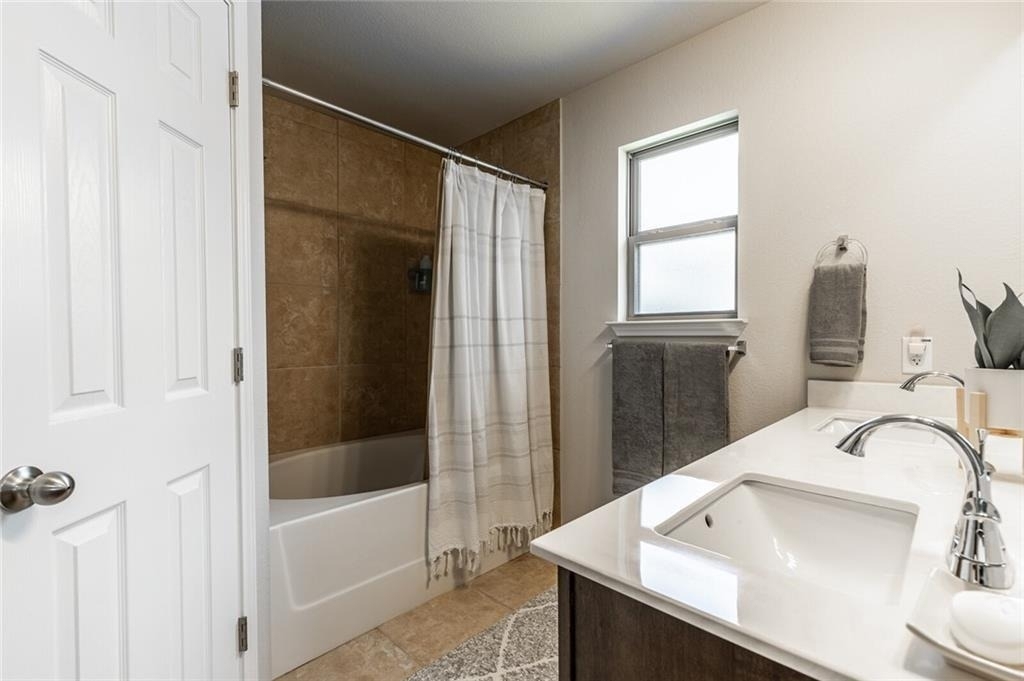 8125 Bridgepointe Dr - Photo 17