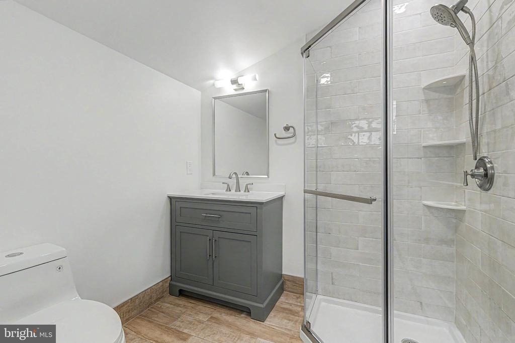 1030 Neumark Avenue - Photo 11