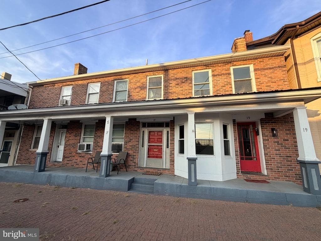 19 S Main - Photo 2