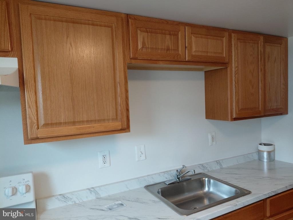 7161 Cross Street - Photo 12