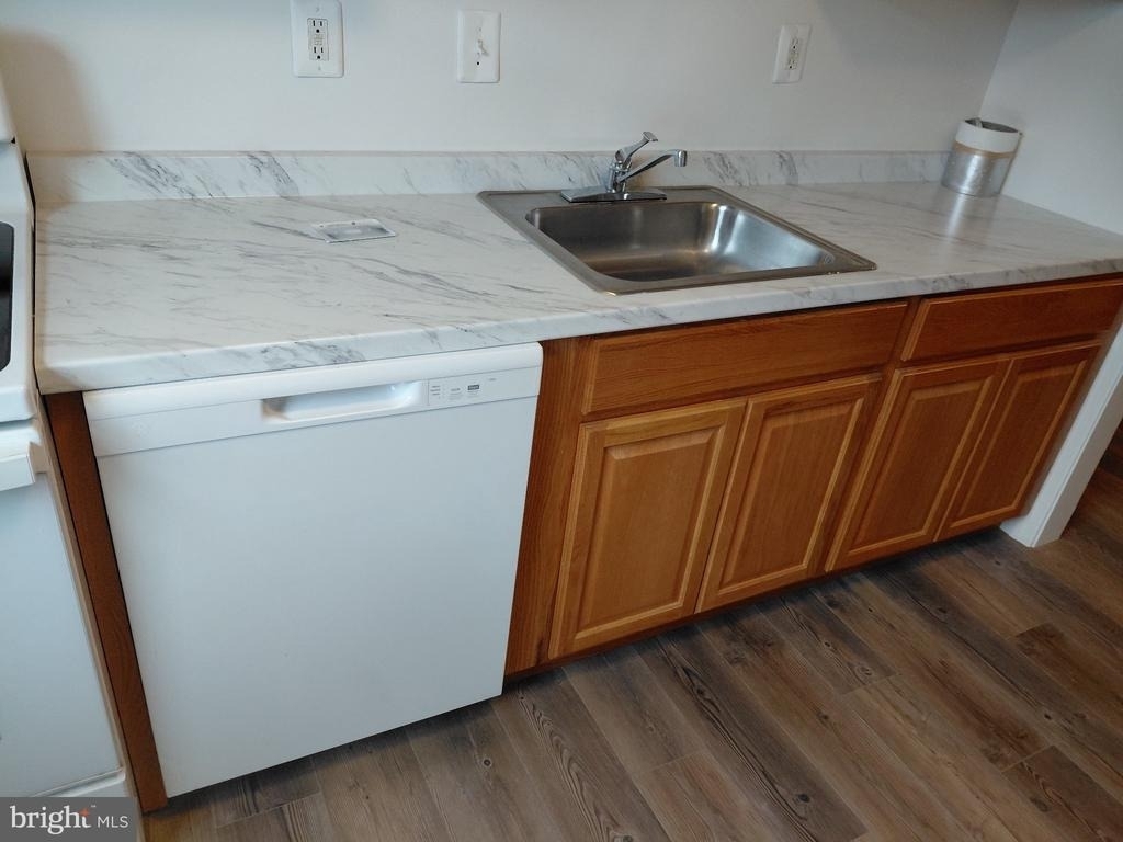 7161 Cross Street - Photo 9