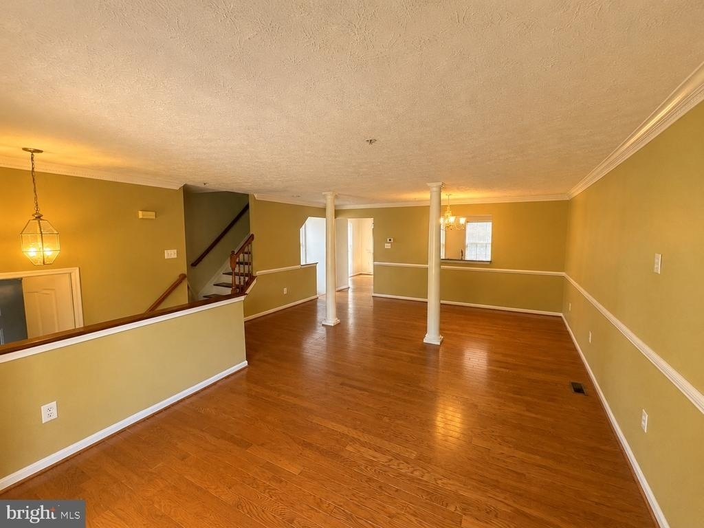 16417 Eves Court - Photo 2