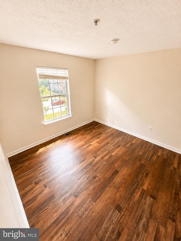 16417 Eves Court - Photo 10