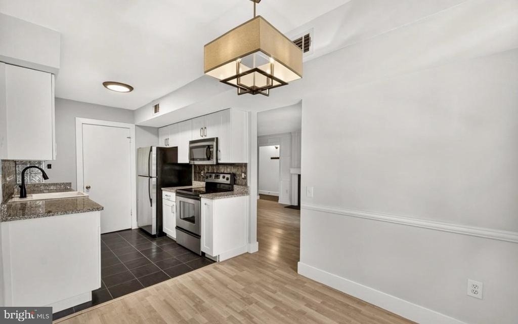 20208 Shipley Terrace - Photo 5