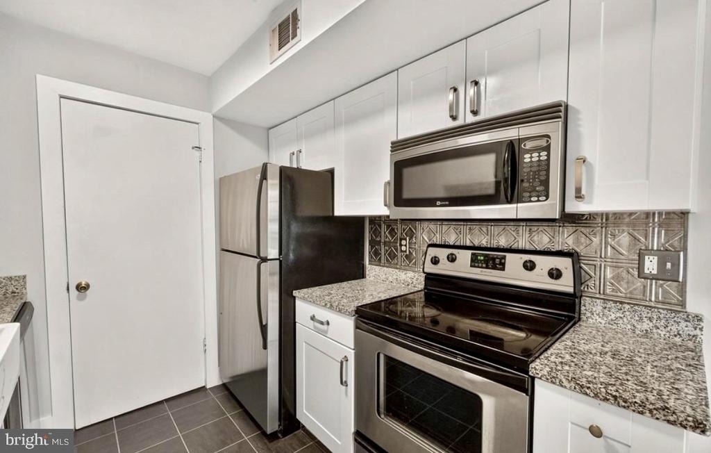 20208 Shipley Terrace - Photo 8