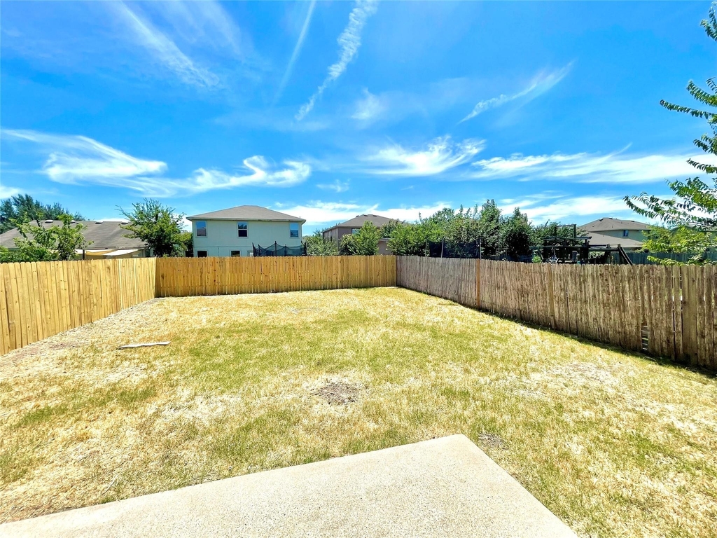 12729 Saint Mary Dr - Photo 14