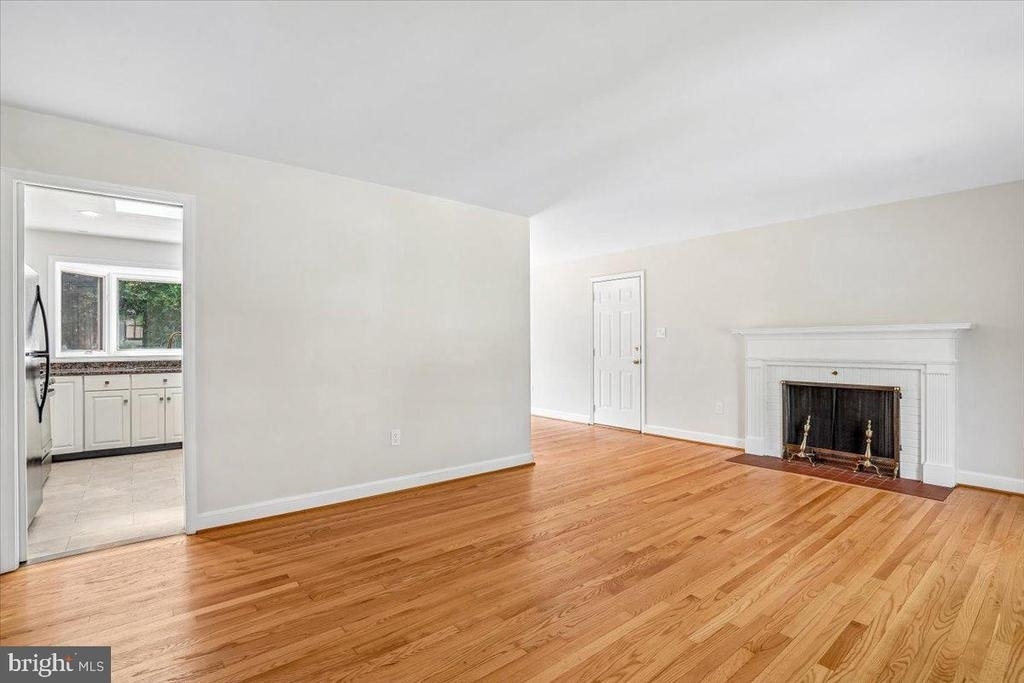 5006 Benton Avenue - Photo 4