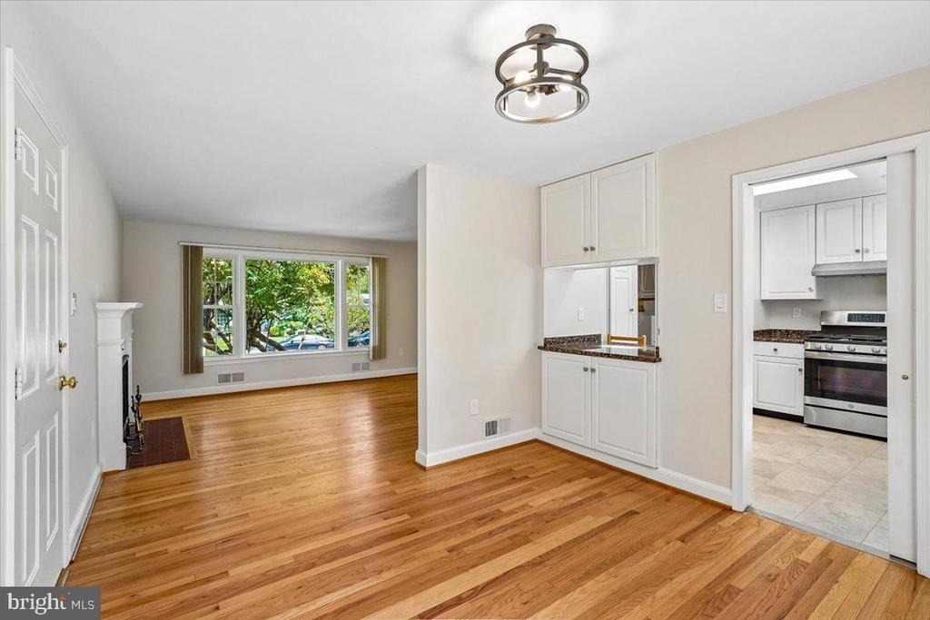 5006 Benton Avenue - Photo 7