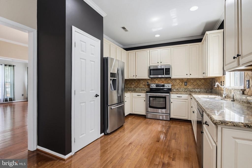 4 Summit Ridge Court - Photo 3
