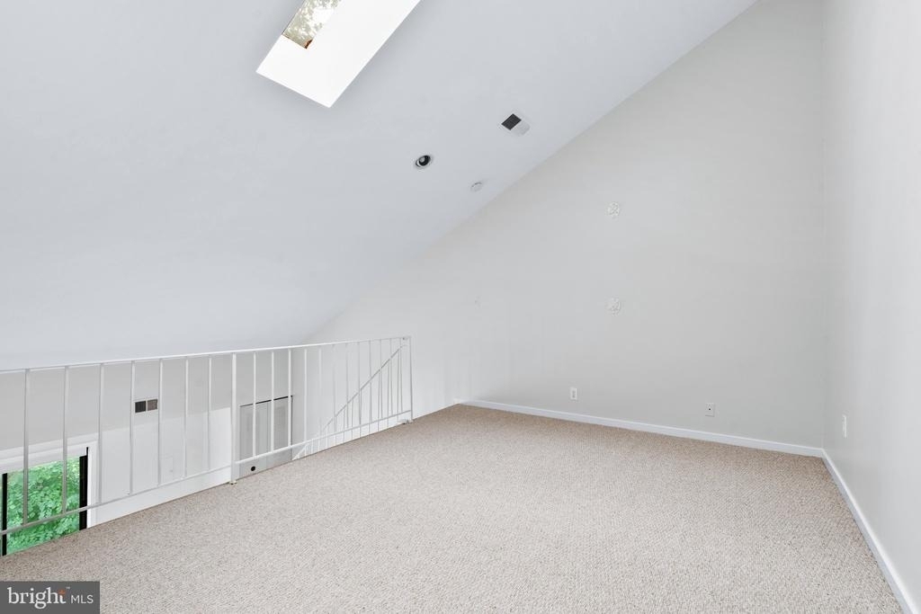 9934 Hellingly Place - Photo 22