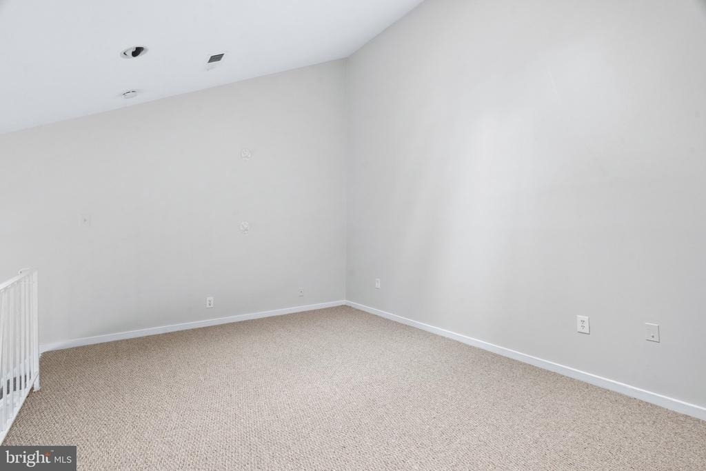 9934 Hellingly Place - Photo 21