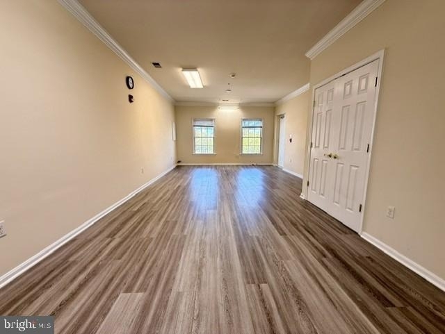324 Top Floor Main Street - Photo 2
