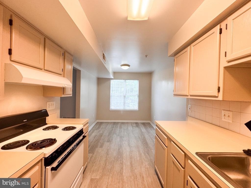 2501 Mcveary Court - Photo 4