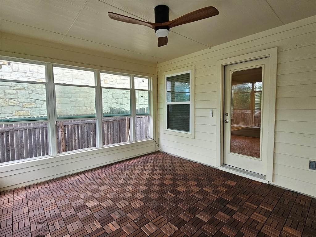 13708 Loleta Way - Photo 33
