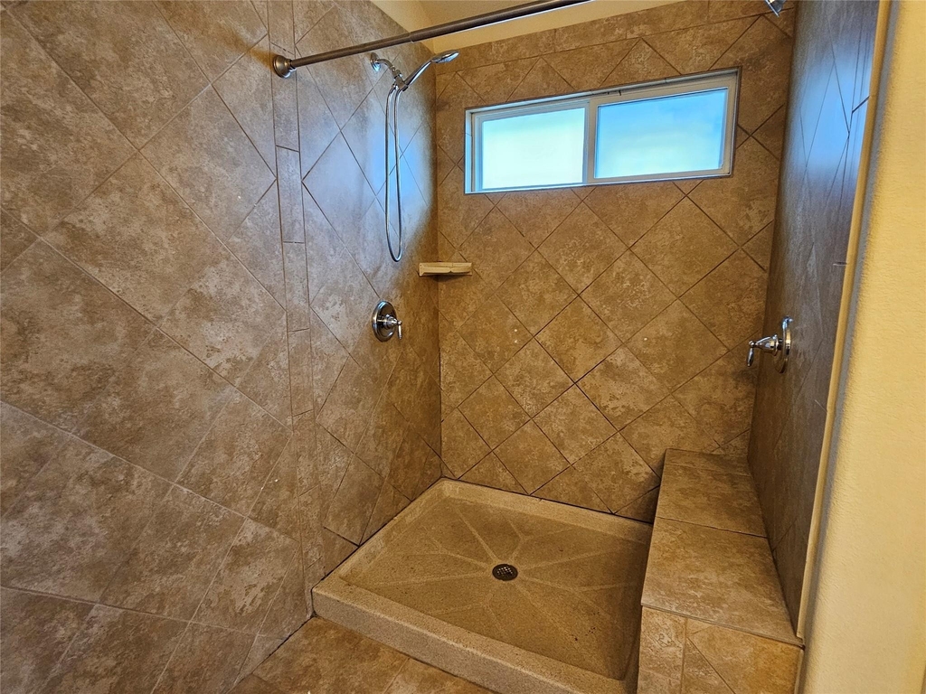 13708 Loleta Way - Photo 18