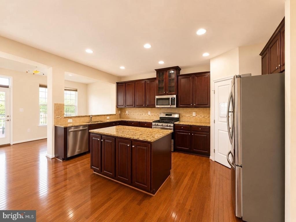 22605 Winding Woods Way - Photo 16