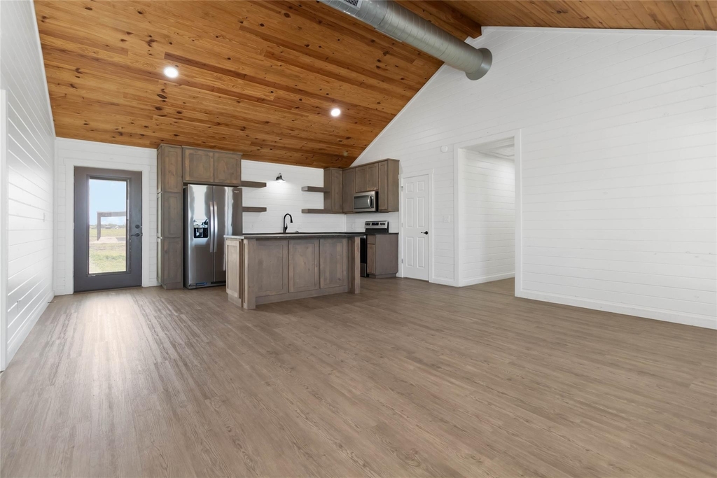 1525 Scull Rd - Photo 2