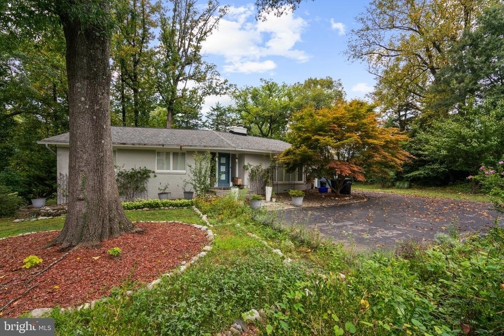 7514 Nevis Road - Photo 1