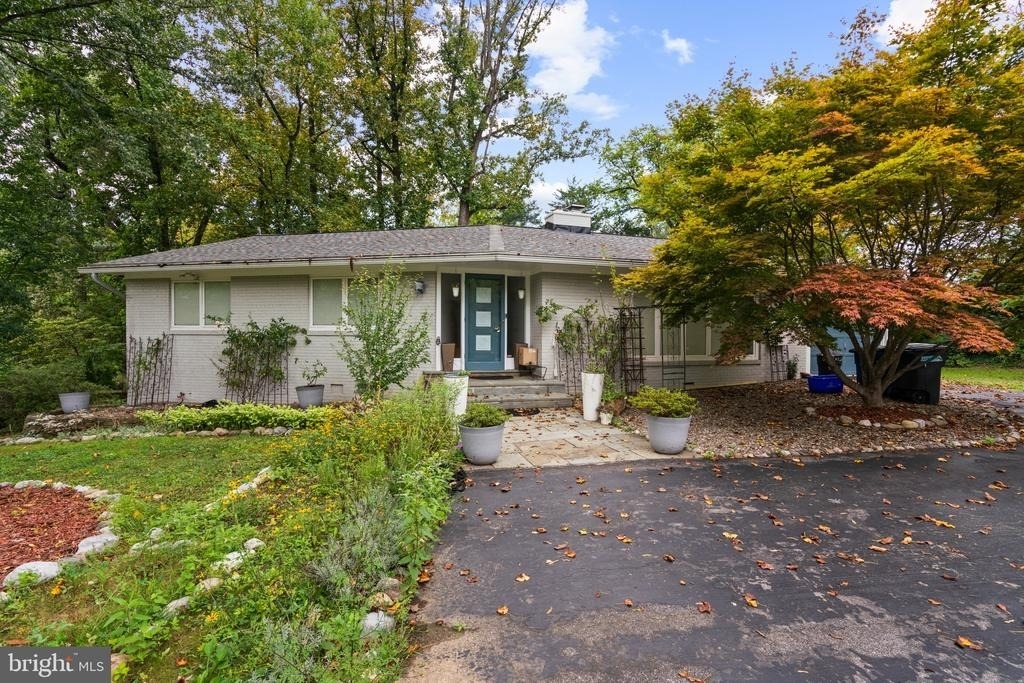 7514 Nevis Road - Photo 0