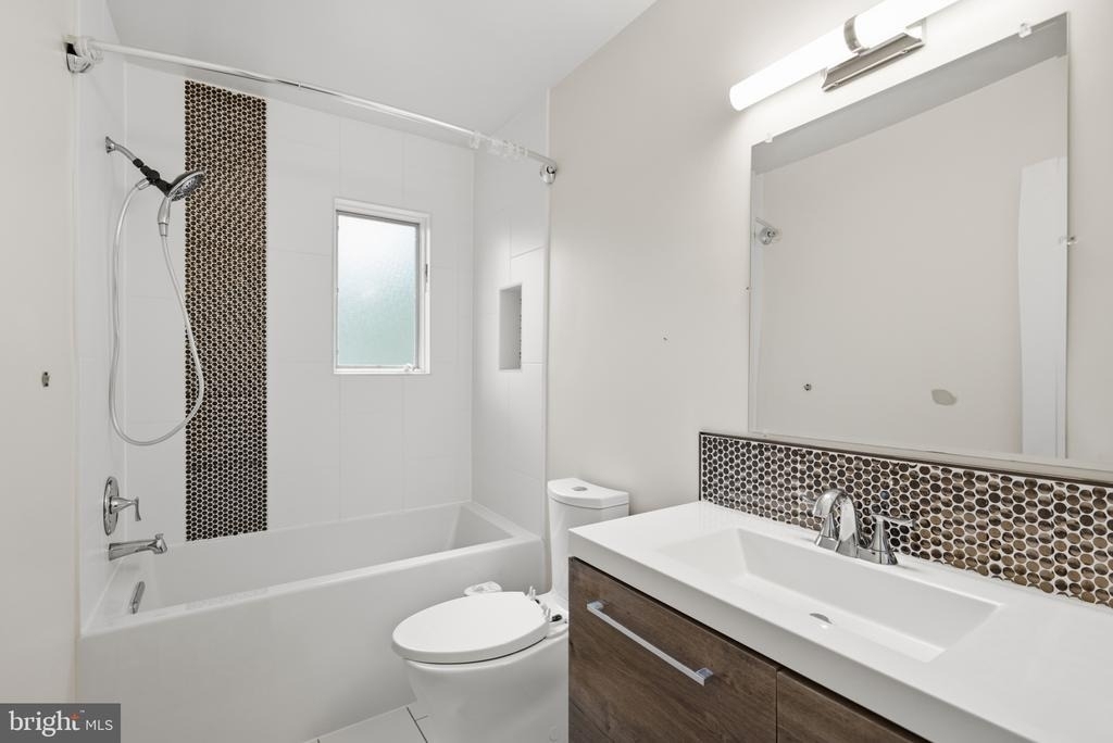 7514 Nevis Road - Photo 17