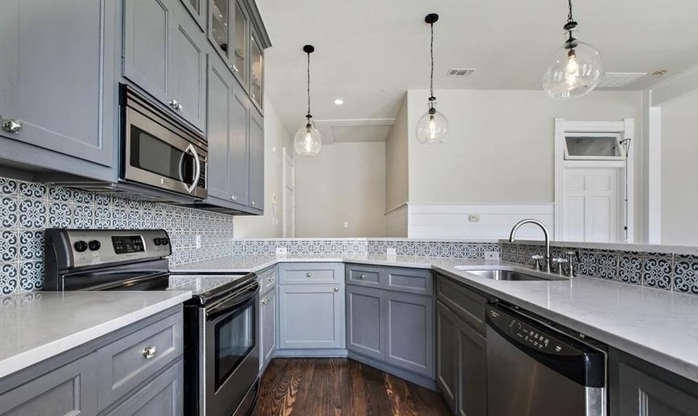 202 N Lbj Dr - Photo 2