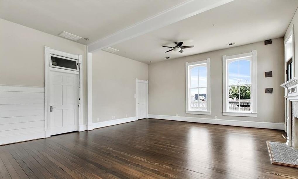 202 N Lbj Dr - Photo 1
