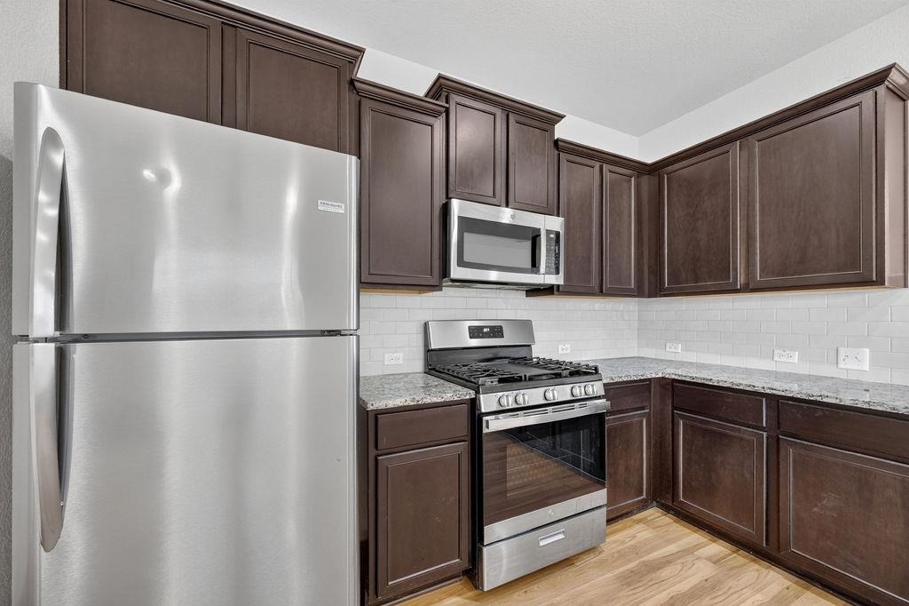 217 Bent Creek Dr - Photo 6
