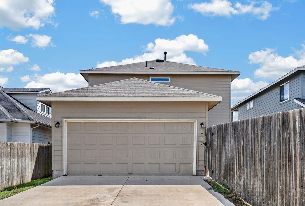 217 Bent Creek Dr - Photo 4
